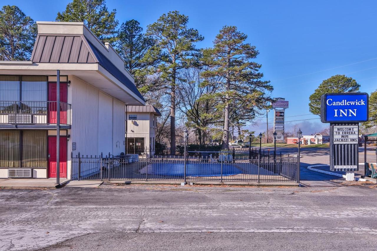 Candlewick Inn And Suites Eureka Springs Exterior photo